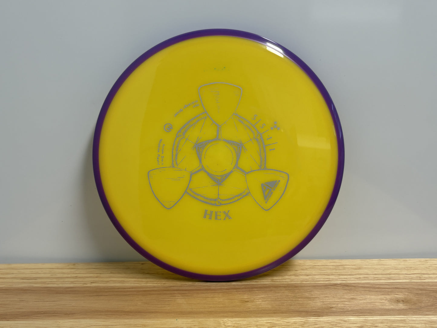Classic Neutron Hex